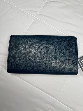 CHANEL Navy Caviar Leather Long Wallet with Embossed CC
